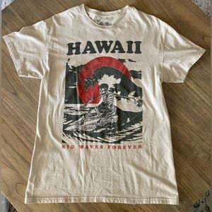 Hawaii Graphic Tee